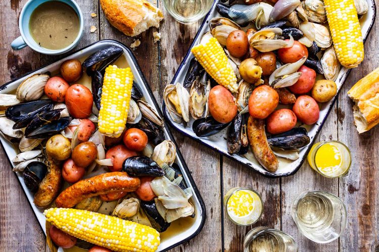 clambake table setting