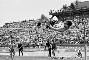 Dick Fosbury high jump experimentation